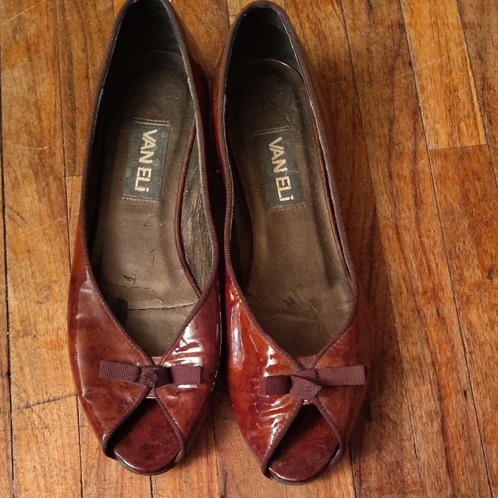 Vaneli Brown Peep-Toe Flats with Bow